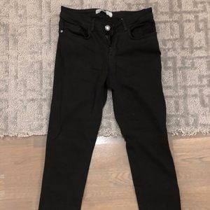 Black skinny jeans